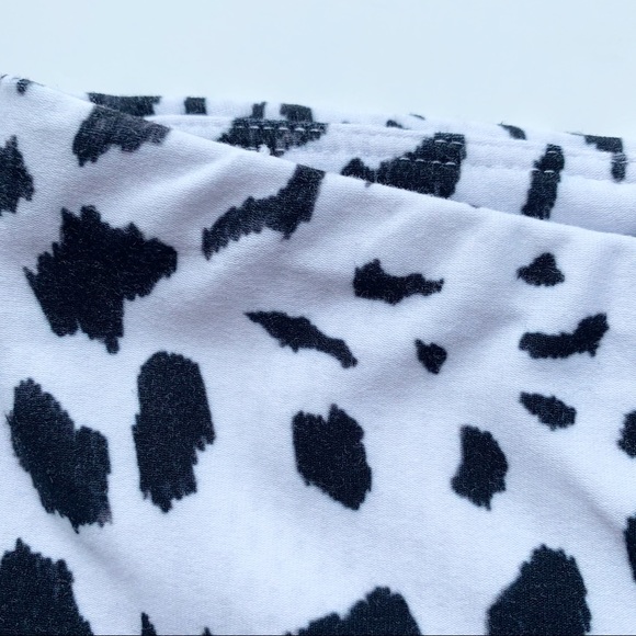 Betsey Johnson White Leopard Print Capri Leggings - Picture 12 of 12